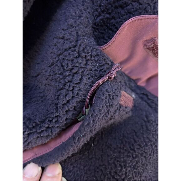 North Face Sherpa cozy Pull Over  1/4 zip xl purples Jacket - Picture 7 of 10